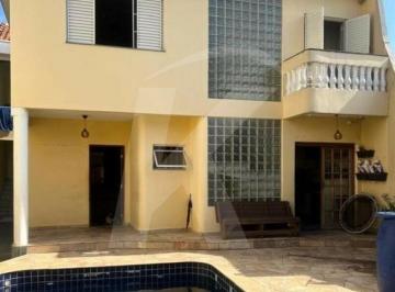 Casa · 340m² · 5 Quartos · 3 Vagas · Sobrado com 5 dormitórios, 4 vagas e piscina no Sítio do Mandaqui.