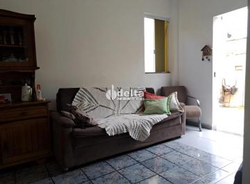 Casa · 305m² · 3 Quartos · 5 Vagas · Casa residencial  disponível para venda no bairro Pacaembu em Uberlândia-MG