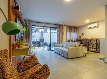 Casa · 200m² · 3 Quartos · CASA EM SANTO AMARO