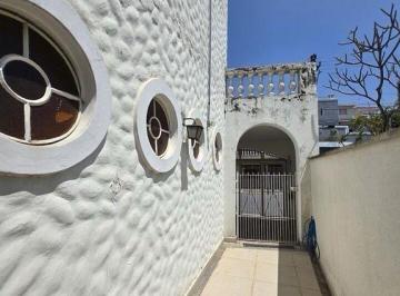 Casa · 150m² · 3 Quartos · 2 Vagas · Casa 3 quartos para alugar - Vila Progredior. FL56