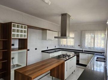Casa · 200m² · 3 Quartos · 3 Vagas · Condomínio, Parque Frondoso - Cotia