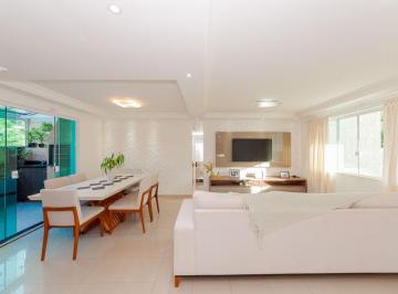 Casa · 139m² · 3 Quartos · 3 Vagas · Casa à venda - na Cachoeira