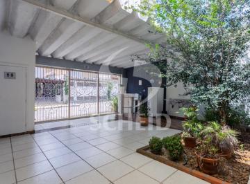 Casa · 172m² · 3 Quartos · 3 Vagas · Casa á Venda na Saúde com 172m², 3 quartos sendo 3 suítes, 3 vagas.