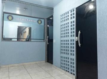 Comercial · Alugo Prédio Comercial em Caxias, Ótimo para Colégio, Escola e Curso