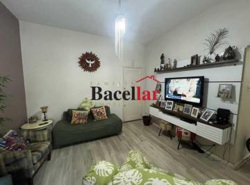 Apartamento · 59m² · 2 Quartos · Apartamentp 2 quartos ,próximo ao metrô Saens Pena