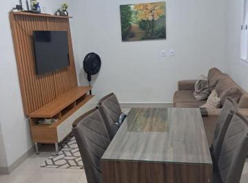 Casa · 80m² · 3 Quartos · 2 Vagas · Casa com 3 quartos à venda no Bairro Novo Mundo - Uberlândia/MG