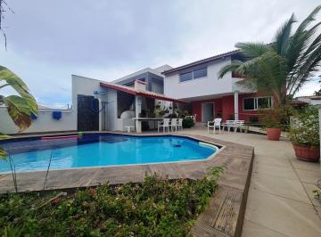 Casa de 4 quartos, Lauro de Freitas · Casa em Vilas com energia solar!!