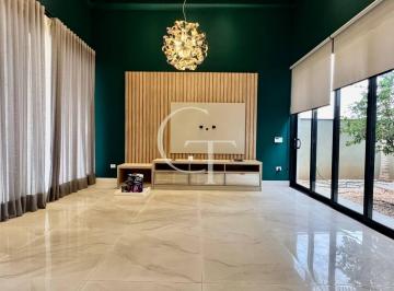 Casa Térrea á Venda com 3 Suítes e Piscina no Condomínio Reserva Saint Paul · Casa Térrea á Venda com 3 Suítes e Piscina no Condomínio Reserva Saint Paul