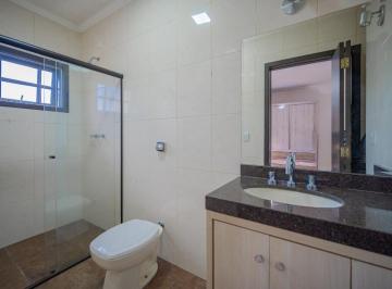 IMG_20260622_031842_000.jpeg · Elegante casa para venda em Centro com 4 quartos, sendo 1 suíte, 188m² - remaxterra#JQ6I2