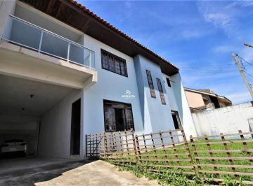 Sobrado em São José dos Pinhais - Aviação (SO02400) · Sobrado 03 Quartos, sendo 01 Suíte e Salão de Festas no Aviação