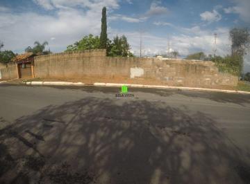 6150_i6l9n6A8kZn8231398938_61506169cf26717b4_o_wm.jpg · Lote em Lundcea.