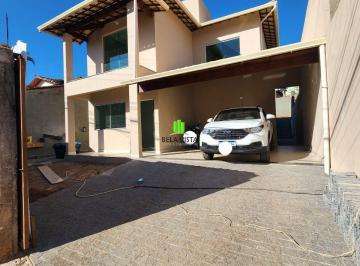 7119_i7PwO328XT4Gm7Ij8ebtu_711965707e572c87b_TEzZDlhNDZiODEx_o_wm.jpg · Casa em Várzea com 170.00 m² , 4 quarto(s) , 1 suíte(s) , 2 vaga(s).