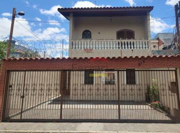 Casa · 170m² · 3 Quartos · 3 Vagas · Sobrado 3 suítes, 3 vagas, Varanda, Área gourmet com churrasqueira, quintal, entrada lateral.