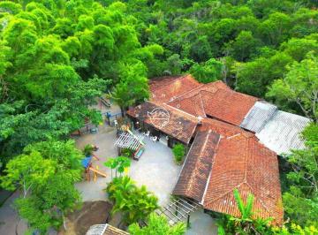 Comercial · 500m² · Oportunidade rara em Garopaba: ponto comercial com acesso à cachoeira!