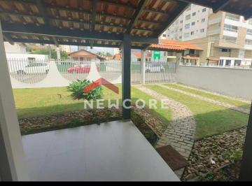 Casa · 160m² · 4 Quartos · 3 Vagas · Casa em  Rua Encontrista Artur Alfredo Galvez - Gravatá - Navegantes/SC