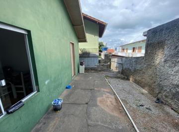 Casa · 250m² · 4 Quartos · 2 Vagas · Casa com 4 quitinetes, para venda na agronômica, próximo Igreja São Luiz.