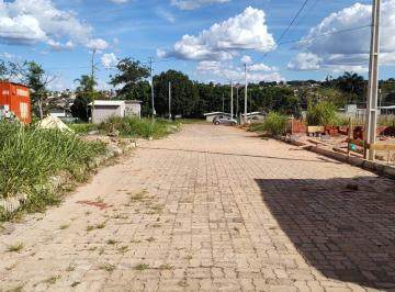 Terreno , Águas Claras · LOTE NA ARNIQUEIRAS COM METRAGEM GANDE AC CARRO EM CONDOMÍNIO FECHADO!