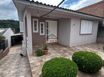 36064780_g.jpg · 
                                Casa bairro Primeiro de Maio
                            