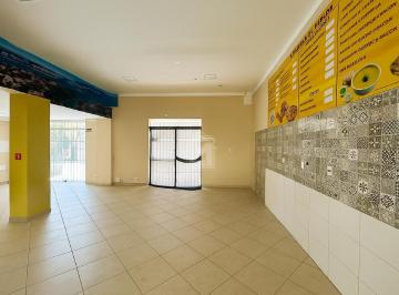 Comercial · 367m² · Lívia Machado Imóveis Aluga – Loja Comercial em Jardim Camburi com Localização Estratégica!