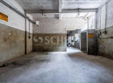 Comercial · 300m² · 2 Vagas · Galpão para locação na Avenida Mascote