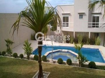 d60dd1e615a668f63664c7320ab8f9890ec8616a · Vende ou aluga Excelente casa em condomínio no Caxambu, Jundiaí