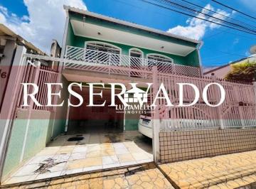 7a46d9f94e9774228d480034a869c49e7ea8c829 · QE 42, Guará II - Casa com Dois Pavimentos + Edícula, Nascente, Ótima Localização