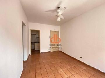 bcc0b1645f83876136ec48c4543c83e75e17b744 · Apartamento um quarto no Gonzaga próximo praia.