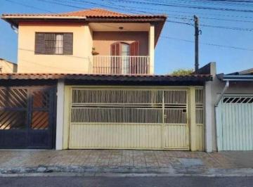 Casa · 167m² · 3 Quartos · 2 Vagas · Sobrado com 3quartos à venda, 167 m² por R$ 750.000 - Cidade Jardim Cumbica - Guarulhos/SP