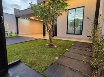 Casa · 190m² · 3 Quartos · 3 Vagas · Casa com 3 quartos à venda no Bairro Jardim Botânico - Uberlândia/MG