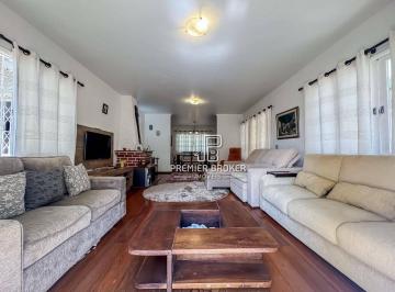 fdcd316ece76a0d773f63043bb7001f384419e62 · Casa com 3 dormitórios à venda, 166 m² por R$ 800.000,00 - Cascata dos Amores - Teresópolis/RJ