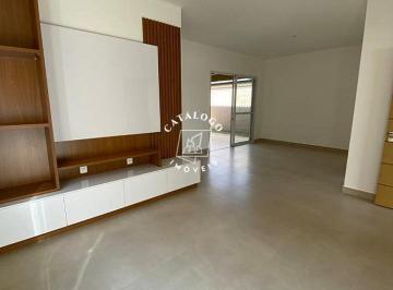 Casa · 275m² · 3 Quartos · 4 Vagas · Casa à venda - no Centro