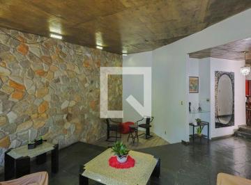 Sobre o imóvel: Casa estilo colonial, recuada, gradeada e com rampa de acesso. S · Casa à Venda - Alto Caiçaras, 4 Quartos, 360 m² - Belo Horizonte