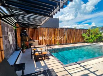 101021.jpg · Casa Guaratiba