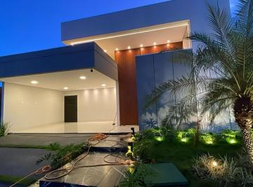 Casa · 185m² · 3 Quartos · 2 Vagas · Casa em Condomínio Chapada