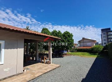 Casa · 200m² · 4 Quartos · 6 Vagas · Casa em  Rua Nakle Francisco - Centro - Balneário Piçarras/SC