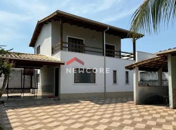 Casa · 182m² · 3 Quartos · 4 Vagas · Sobrado em  Rua Engenheiro Nilton de Oliveira e Silva - Pontal de Santa Marina - Caraguatatuba/SP