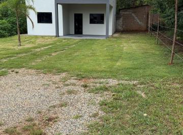 Casa de 2 quartos, Gama · Casa ponte alta norte, 2 quartos, lote 400m², toda na laje, ótima localização.