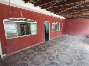 Casa de 3 quartos, Planaltina · Excelente Casa na Laje no Buritis 3 na Quadra 15 / Próximo a Comercial