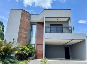 Casa · 267m² · 3 Quartos · 4 Vagas · Casa em condomínio para venda com 3 quartos, sendo 1 suíte, 267m²