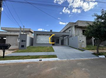 Casa · 138m² · 3 Quartos · 2 Vagas · Villa Suíça - Casa de 03 Quartos Com Projeto de Iluminação Moderna