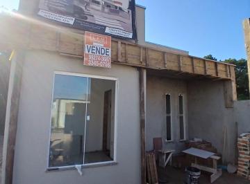 Casa · 70m² · 3 Quartos · 1 Vaga · casa térrea três quartos em Balneário Piçarras Sc