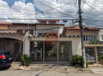 Casa · 116m² · 3 Quartos · 3 Vagas · Segurança e Conforto em Moema ? Casa com 3 Suítes e 3 Vagas em Rua Fechada