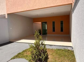 Garagem · Casa térrea 3 quartos no Setor Garavelo Casa de Rua com 3 Quarto(s) por R$ 320.000 no setor Garavelo