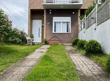 36077498_g.jpg · 
                                Sobrado à venda em Farroupilha, Belvedere - 3 Dormitórios, Churrasq