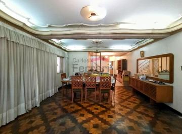 Casa · 188m² · 3 Quartos · 5 Vagas · Sobrado espaçoso á venda na Água Fria, com grande potencial em localização privilegiada!