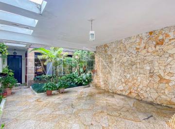 Casa · 177m² · 2 Quartos · 2 Vagas · Casa à venda em localização privilegiada no miolo do Anália Franco com 177 m²