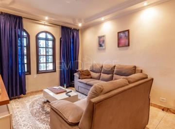 Casa · 150m² · 3 Quartos · 2 Vagas · Sobrado à venda na Vila Carrão com 3 dormitórios.