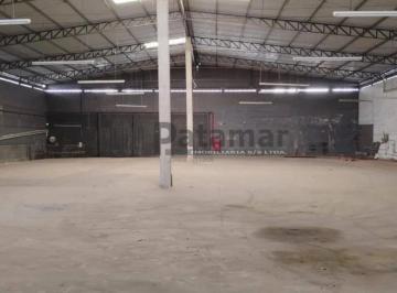 Comercial · 1373m² · Galpão localizado próximo a rodovia