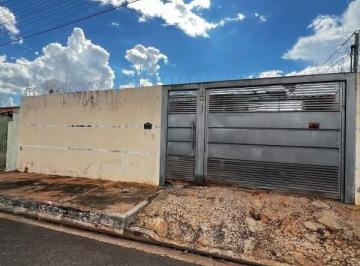 Casa · 100m² · 1 Quarto · 2 Vagas · Excelente casa térrea no Jardim Zé Pereira!