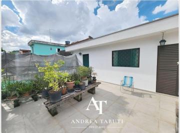 Casa · 151m² · 3 Quartos · 5 Vagas · CASA ISOLADA COM 250m² de TERRENO - 3 DORMITORIOS COM 5 VAGAS